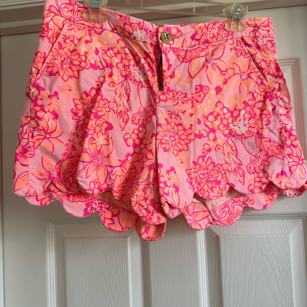 Lilly Pulitzer Buttercup Stretch Shorts